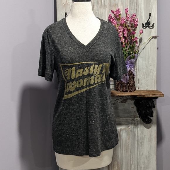 Alternative Earth "Nasty Woman" tee - Picture 1 of 6